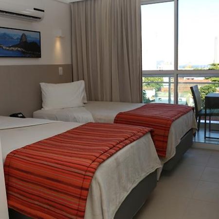 Ramada By Wyndham Macae Hotel & Suites Exterior foto