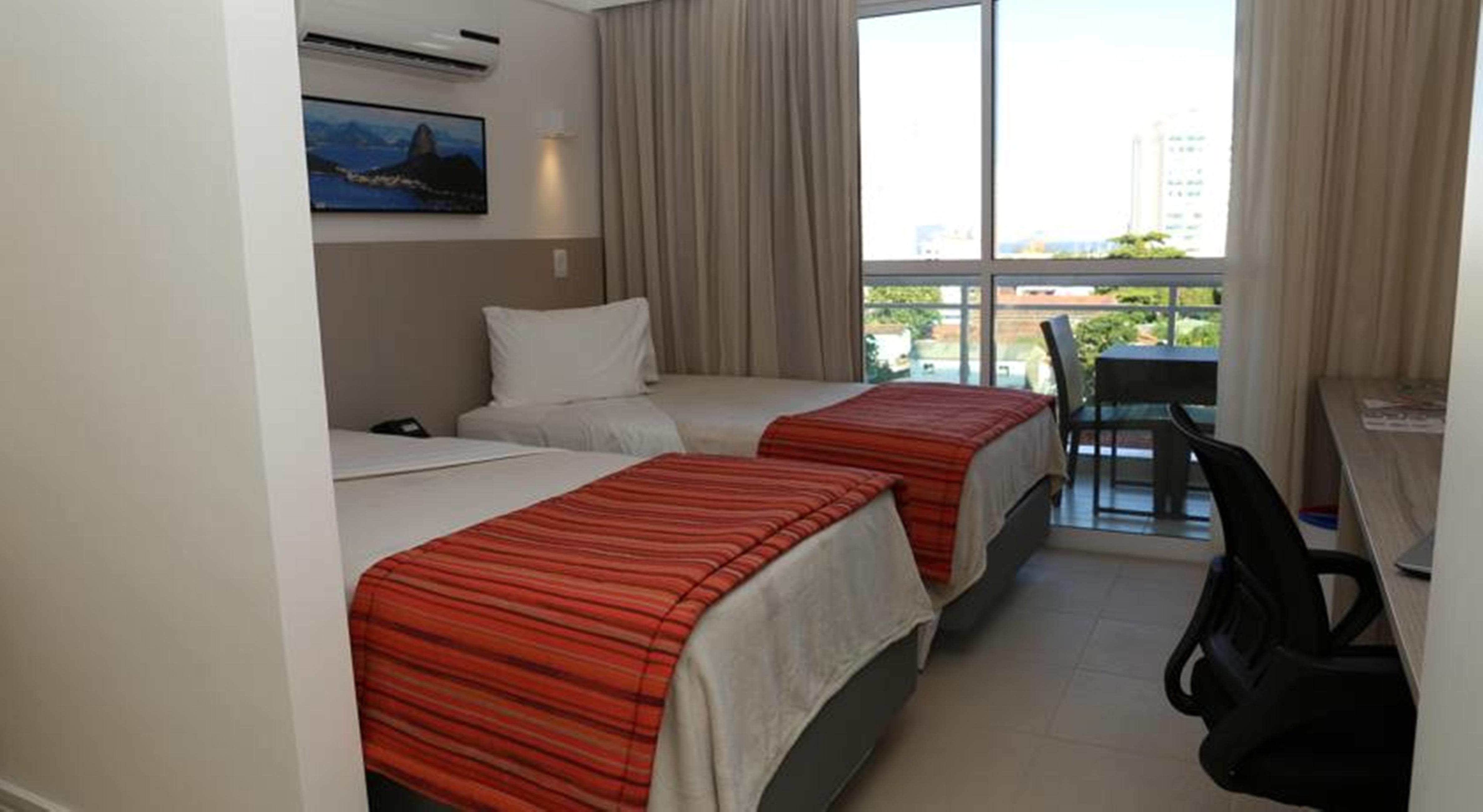Ramada By Wyndham Macae Hotel & Suites Exterior foto