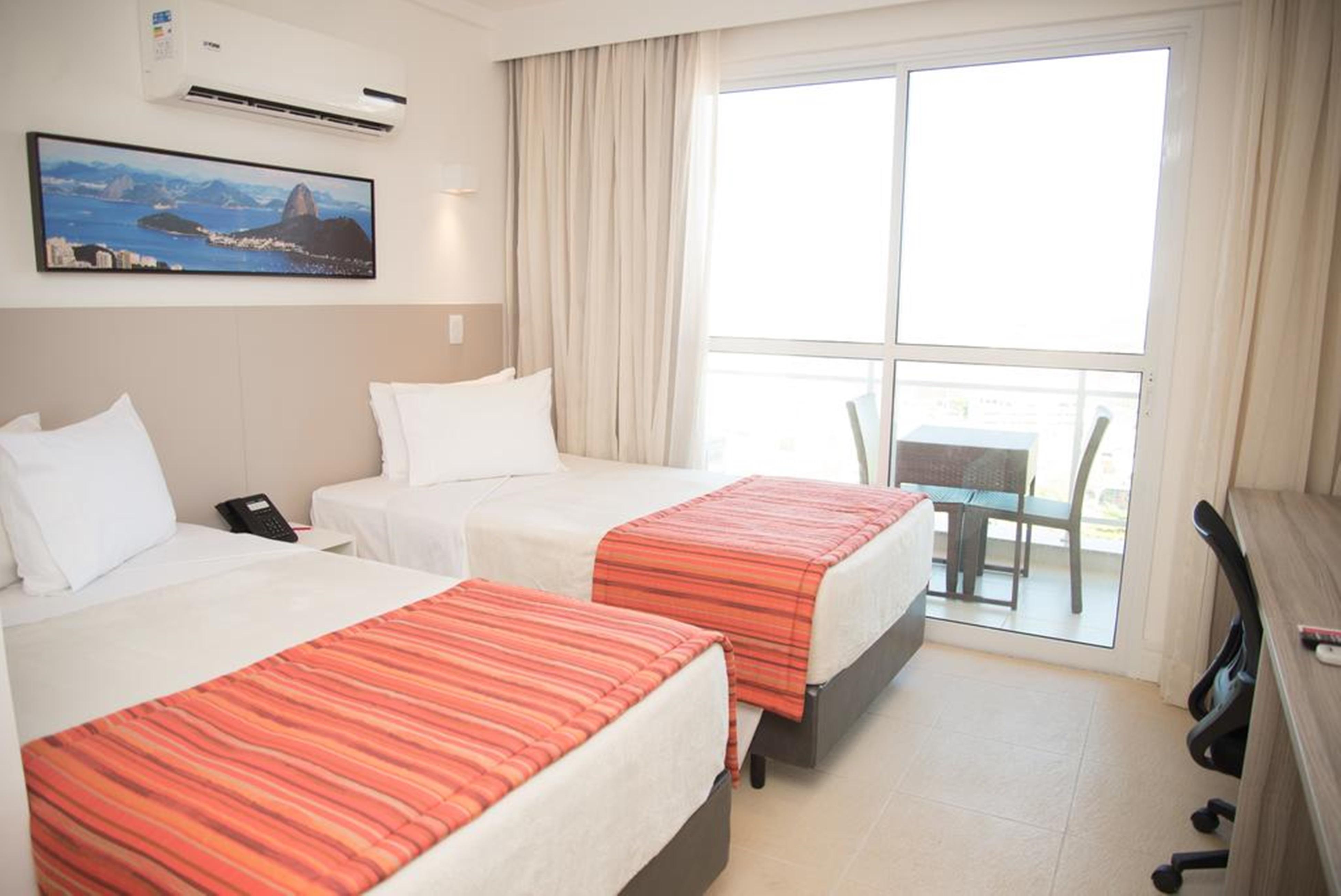 Ramada By Wyndham Macae Hotel & Suites Exterior foto